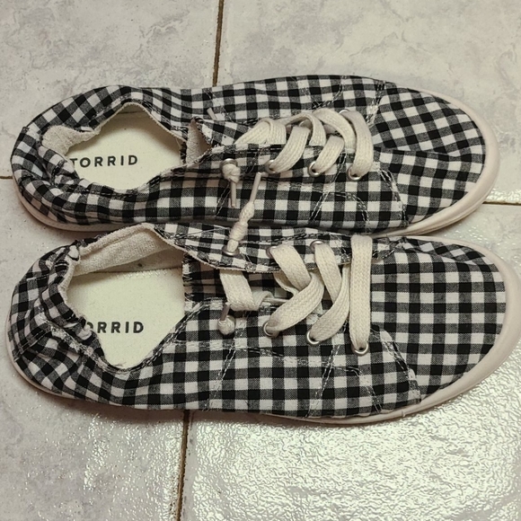 torrid Shoes - Black white checkered shoes